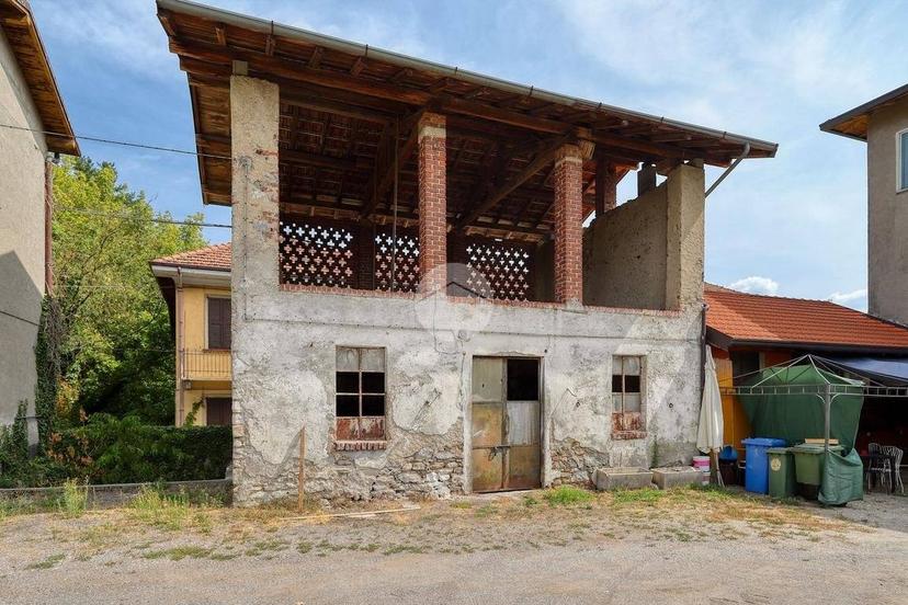 Quadrilocale piazza San Martino 5, Cimbro, Vergiate — foto 19 di 29