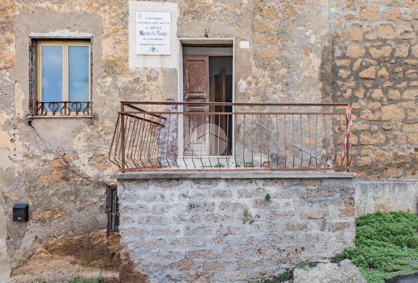 Trilocale piazza margherita 2, Centro, Castel Sant'Elia — foto 6 di 11