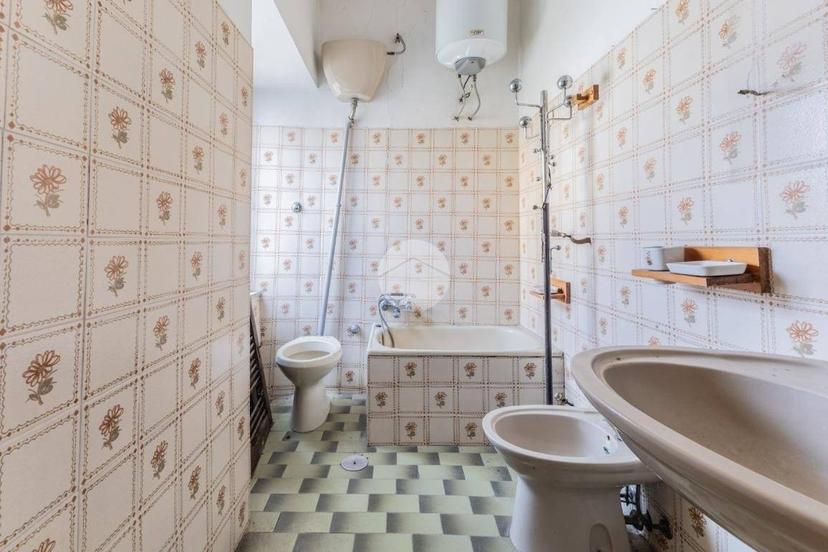 Trilocale piazza margherita 2, Centro, Castel Sant'Elia — foto 3 di 11
