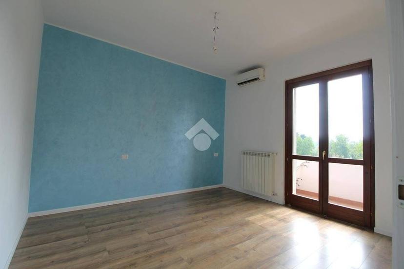 Bilocale via G. Garibaldi 31, Renate — foto 4 di 18