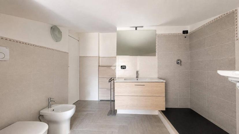 Bilocale via Giovanni Spadoni 12, Centro, Santo Stefano di Magra — foto 9 di 9