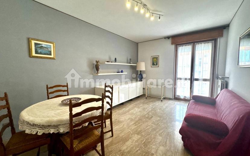 Trilocale via Crenna 13, Centro, Acqui Terme