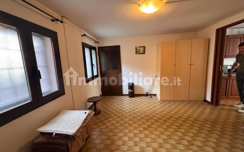 Villa unifamiliare via Piave, Centro, Tromello — foto 13 di 22
