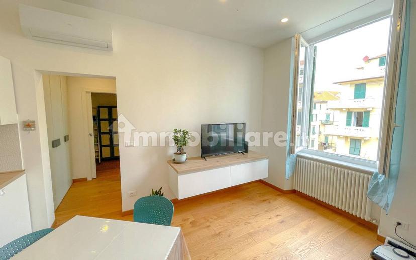 Trilocale ottimo stato, quarto piano, Centro Storico, Savona