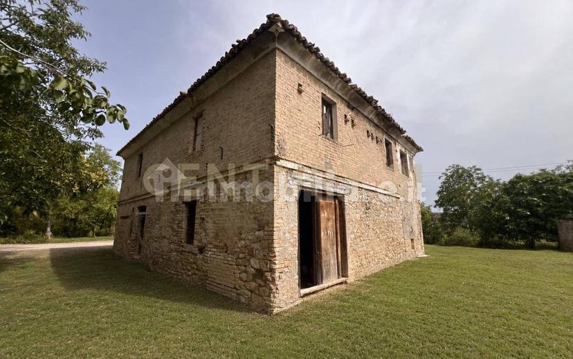 Casale Contrada Scannella Inferiore snc, Loreto Aprutino — foto 3 di 75