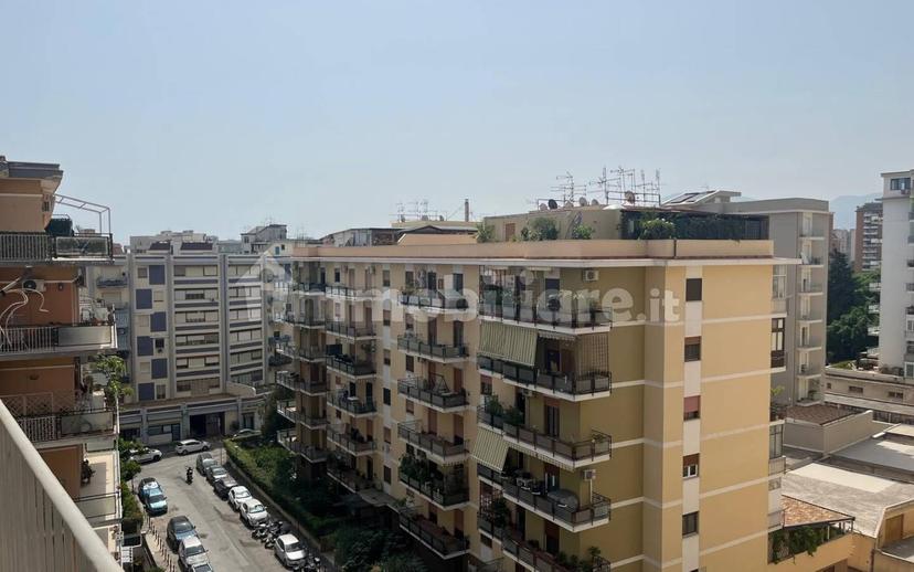 Stanza singola piazzale Giotto, Palermo — foto 2 di 13