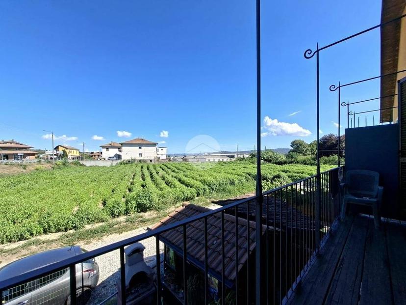 Bilocale Str. Borgonuovo 36, Borgo Nuovo, Bra — foto 3 di 17