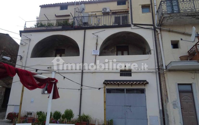Trilocale via Castello 6, Centro, Badolato — foto 5 di 23