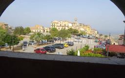 Trilocale via Castello 6, Centro, Badolato