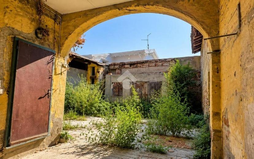 Rustico via IV Novembre 14, Centro, Castelleone — foto 4 di 10