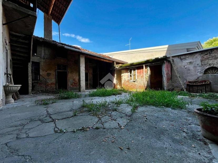 Rustico via IV Novembre 12, Centro, Castelleone — foto 8 di 13