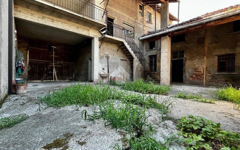 Rustico via IV Novembre 12, Centro, Castelleone — foto 13 di 13