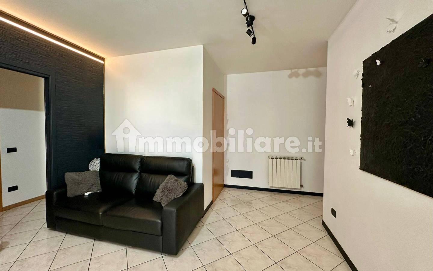 Trilocale buono stato, primo piano, Centro, Tombolo