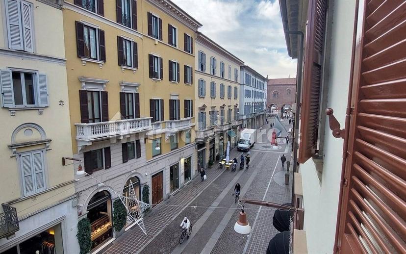 Trilocale via Zanata 1, Centro Storico, Monza — foto 4 di 13