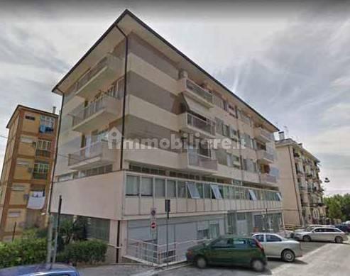 Appartamento via Amerigo Vespucci, Centro, Fermo — foto 9 di 9