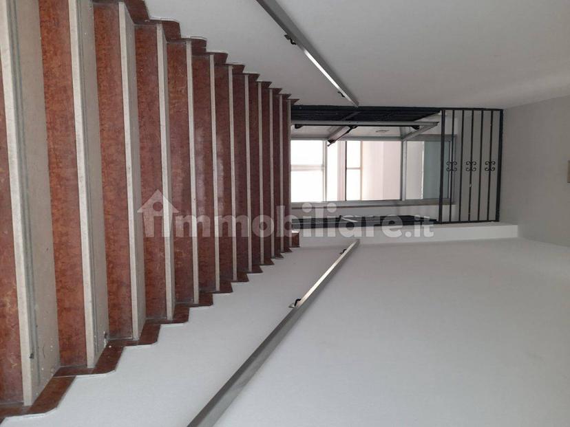Appartamento via Amerigo Vespucci, Centro, Fermo — foto 2 di 9
