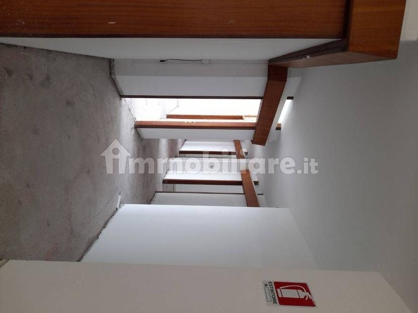 Appartamento via Amerigo Vespucci, Centro, Fermo — foto 8 di 9