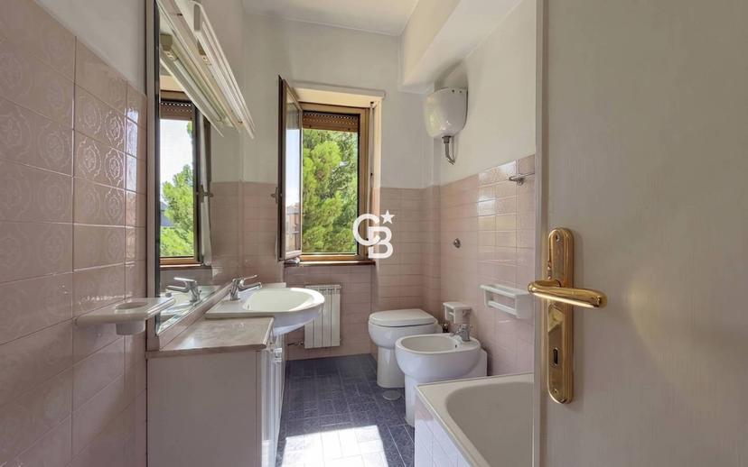 Trilocale via Nino Bixio 1, Murialdo - Cappuccini, Viterbo — foto 21 di 29