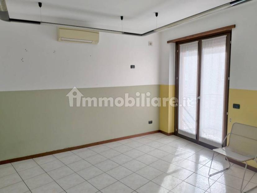 Bilocale via Libertà, Centro, Ardenno — foto 5 di 18