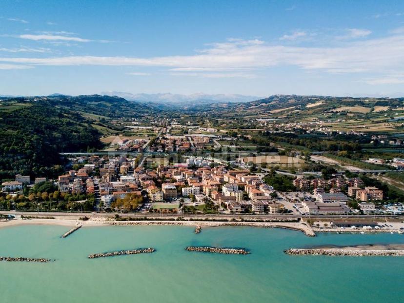 Villa a schiera via Carducci, Pedaso