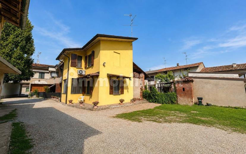 Terratetto unifamiliare via Regina della Scala 123, Gallignano, Soncino — foto 12 di 19