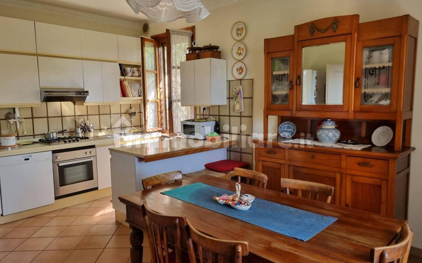 Villa unifamiliare via Molino 7, Eremo, Curtatone