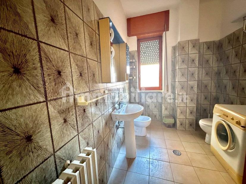 Quadrilocale via Francesco Solimena, Sala, Mellusi, Benevento — foto 3 di 13
