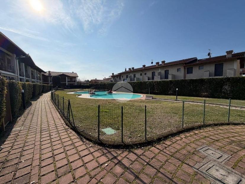 Bilocale via Giovanni Pascoli 6, Raffa, Puegnago sul Garda — foto 2 di 11