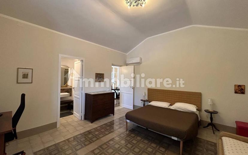 Villa unifamiliare viale Margherita di Savoia, Mondello - Valdesi, Palermo — foto 18 di 24