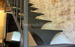 Monolocale frazione Castiglioni, Arrone