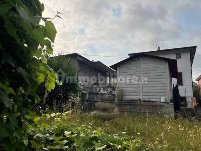 Terratetto plurifamiliare 130 m², buono stato, Casano Dogana Isola, Luni — foto 10 di 18