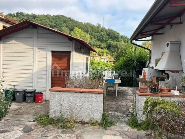 Terratetto plurifamiliare 130 m², buono stato, Casano Dogana Isola, Luni — foto 2 di 18
