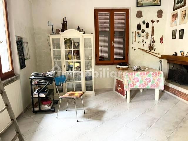 Terratetto plurifamiliare 130 m², buono stato, Casano Dogana Isola, Luni — foto 4 di 18