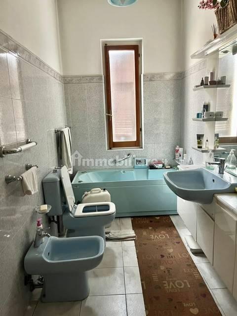 Terratetto plurifamiliare 130 m², buono stato, Casano Dogana Isola, Luni — foto 16 di 18