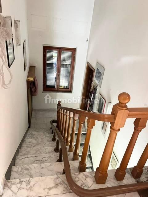 Terratetto plurifamiliare 130 m², buono stato, Casano Dogana Isola, Luni — foto 9 di 18