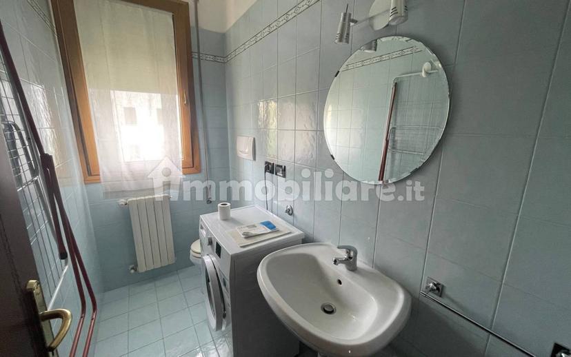 Trilocale via Vittorio Veneto 62, Centro, Dolo — foto 9 di 12