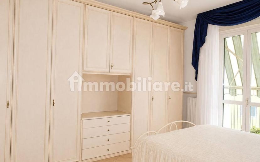 Trilocale via Monte Bianco 12, Semicentro, Vercelli — foto 10 di 24