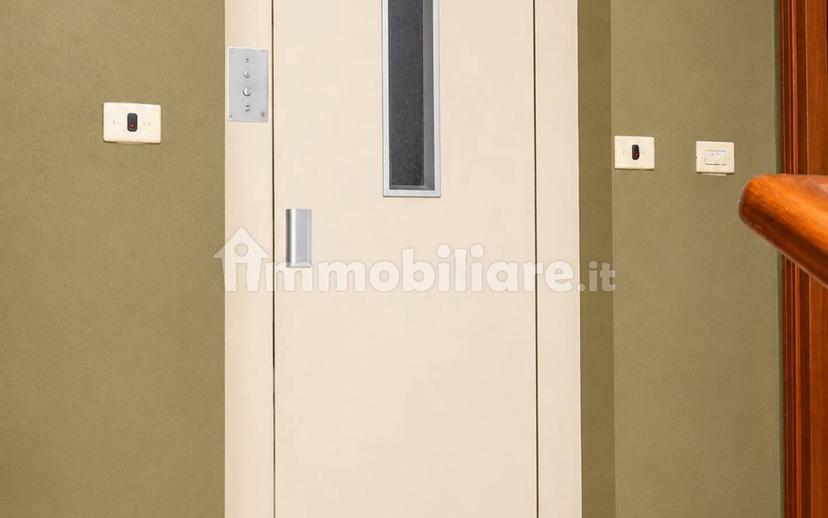 Trilocale via Monte Bianco 12, Semicentro, Vercelli — foto 19 di 24