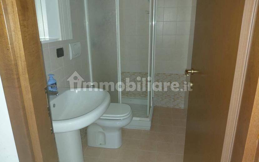 Trilocale buono stato, terzo piano, Centro, Binago — foto 12 di 21