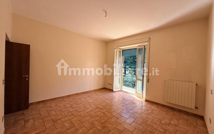 Quadrilocale via Dante Alighieri, Centro, Montefiascone — foto 14 di 22