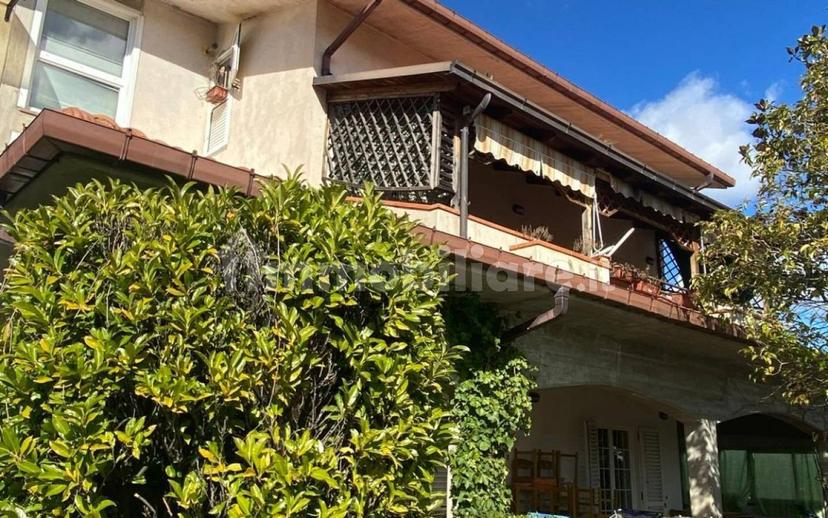 Villa plurifamiliare via San Giovanni 96b, San Giovanni, Campobasso — foto 2 di 9