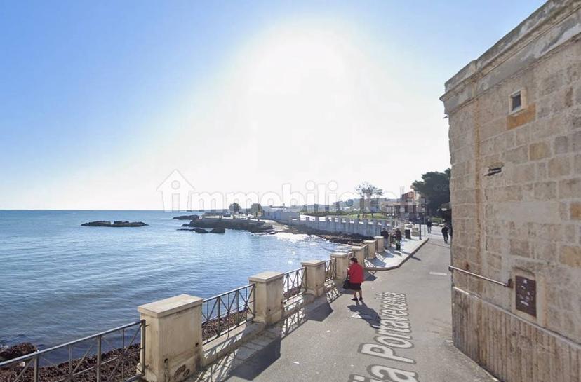 Trilocale Vico Tatanello 2, Centro, Monopoli — foto 30 di 34