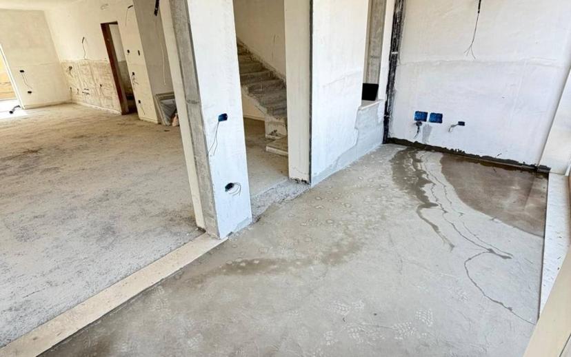 Villa unifamiliare via Fabio Filzi, Parete — foto 6 di 28
