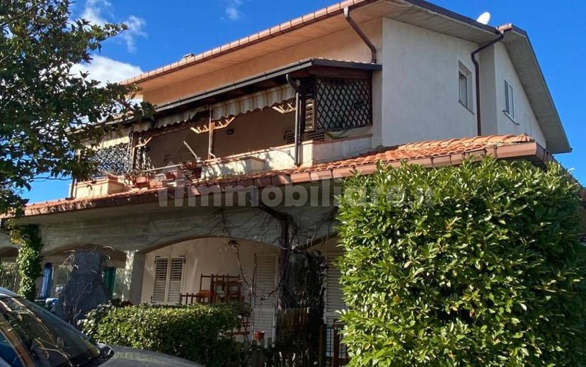 Villa plurifamiliare via San Giovanni 96b, San Giovanni, Campobasso — foto 5 di 9