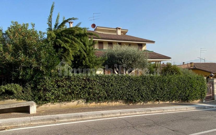 Villa unifamiliare via Celà 33, Palazzolo, San Giorgio in Salici, Sona