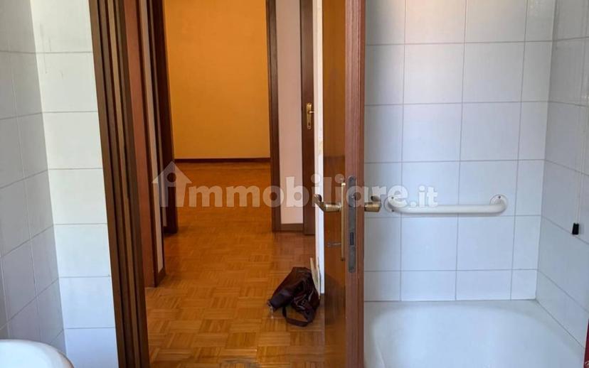 Trilocale via Anton Cechov 7, Desio — foto 5 di 25