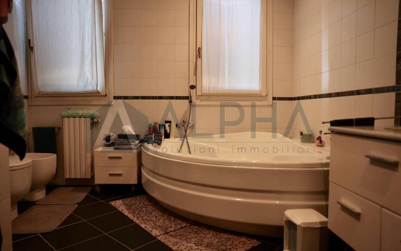 Villa unifamiliare Strada San Clemente, Albareto - Mulini Nuovi, Modena — foto 3 di 24