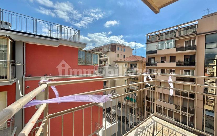 Bilocale via Giorgio Sordo, Centro, Pietra Ligure — foto 15 di 31
