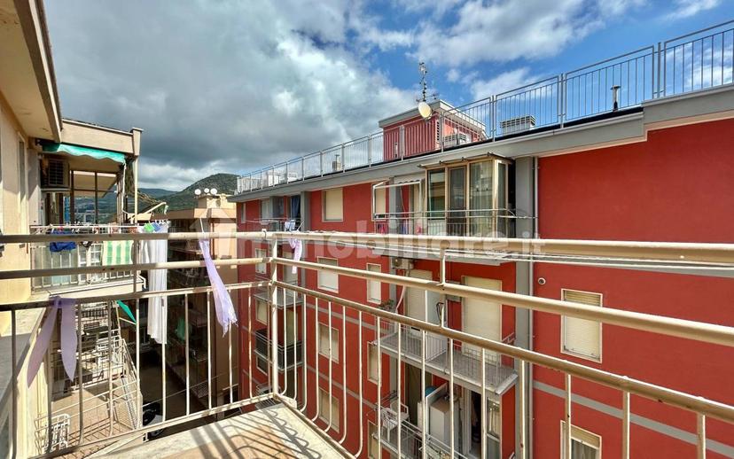 Bilocale via Giorgio Sordo, Centro, Pietra Ligure — foto 3 di 31