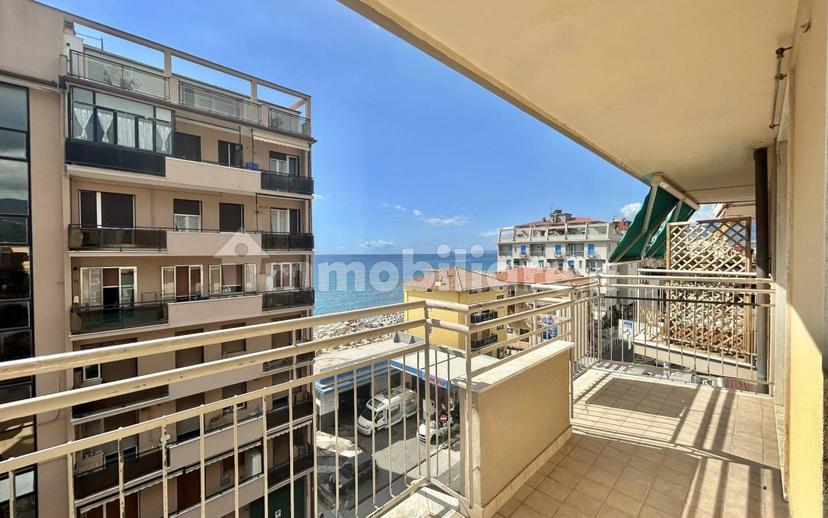 Bilocale via Giorgio Sordo, Centro, Pietra Ligure — foto 26 di 31